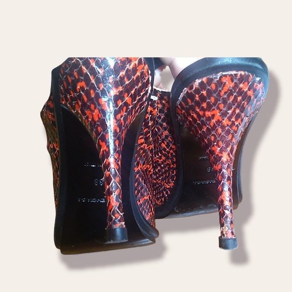 Balenciaga Red Snakeskin Slingback Heeled Sandals - Picture 7 of 10